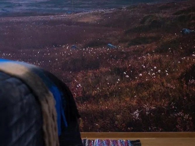 Yllaes With A View شقة